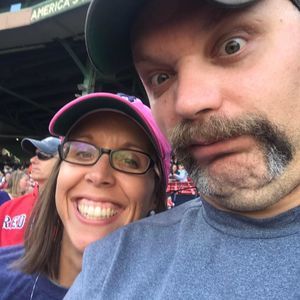 Meet your Posher, Gregory